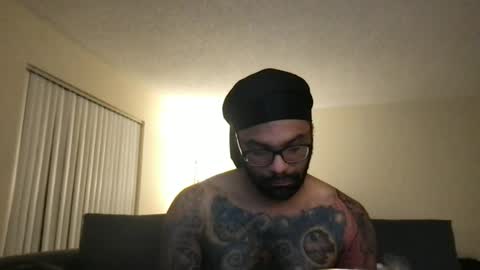 Snapshot of jon2h6k chatting on 07/11/26, 04:04 jon2h6k online show from 07/11/26, 04:04