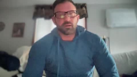 Snapshot of jonariesxxx chatting on 02/04/26, 09:42 Jon Aries online show from 02/04/26, 09:42