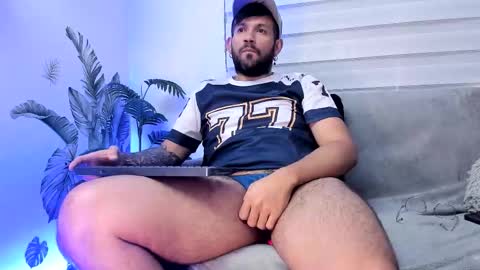 Snapshot of jonathan_rivers chatting on 12/02/25, 09:54 Jonathan RiversNew online show from 12/02/25, 09:54