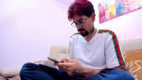 jonathan_sinn online show from 05/29/26, 04:21