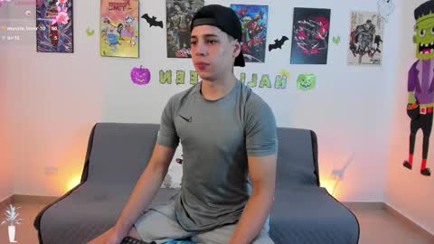 Instagram jonathanfit14 online show from 10/25/25, 10:37