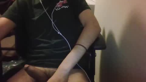 Snapshot of jonatron_mata1 chatting on 02/13/25, 04:54 jonatron_mata1 online show from 02/13/25, 04:54