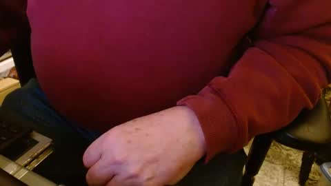 Snapshot of joncpics chatting on 12/12/24, 12:38 joncpics online show from 12/12/24, 12:38