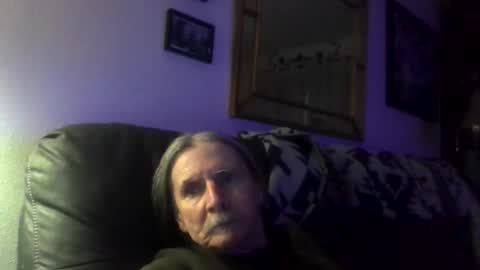 Snapshot of jonelvis6543 chatting on 02/16/26, 08:43 Jonelvis123456 online show from 02/16/26, 08:43