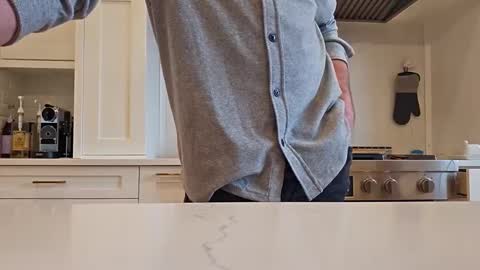 Snapshot of jonesy420xoo chatting on 02/17/25, 10:47 jonesy420xoo online show from 02/17/25, 10:47