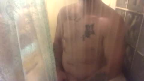 Snapshot of jonjon381840646 chatting on 12/21/25, 08:32 jonjon381840646 online show from 12/21/25, 08:32