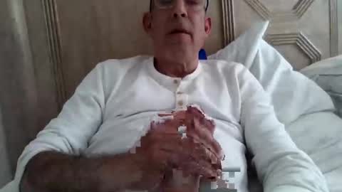 John loves pussy online show from 05/03/26, 01:17