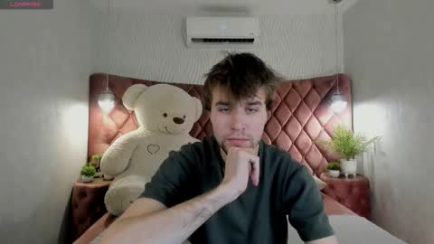 Jonah online show from 11/28/25, 01:03