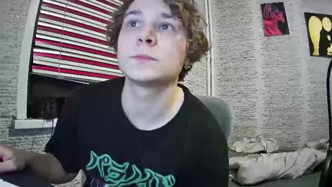 Snapshot of jonnymyloka chatting on 12/23/24, 07:52 JONNY online show from 12/23/24, 07:52