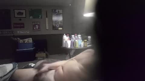 Snapshot of jonsat chatting on 11/23/25, 12:27 jonsat online show from 11/23/25, 12:27