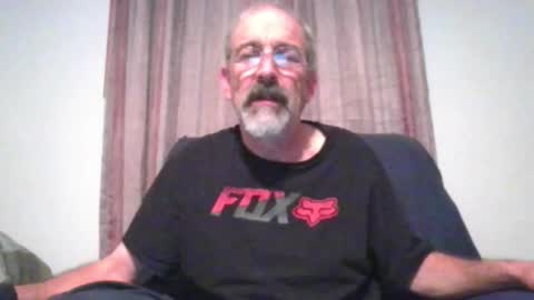 Snapshot of jony_five chatting on 12/16/24, 01:21 Jon online show from 12/16/24, 01:21