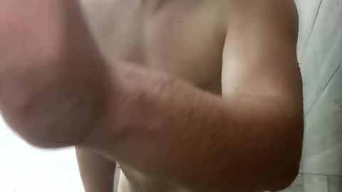 Snapshot of jorchuck1919este chatting on 10/26/25, 01:06 jorchuck1919este online show from 10/26/25, 01:06