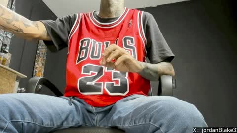 Snapshot of jordan33blake chatting on 12/15/24, 11:45 jordan33blake online show from 12/15/24, 11:45
