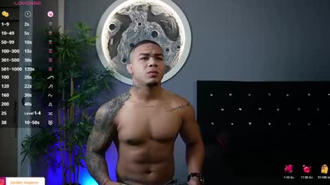 Snapshot of jordan_mayers chatting on 04/14/26, 09:04 Jordan online show from 04/14/26, 09:04