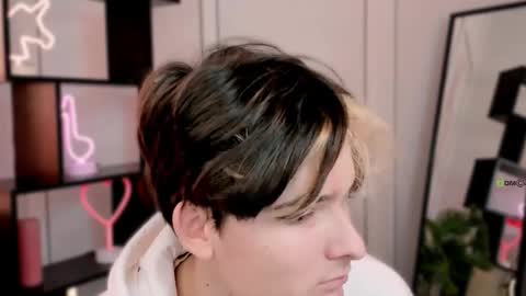 jordi_ser online show from 10/16/25, 08:48