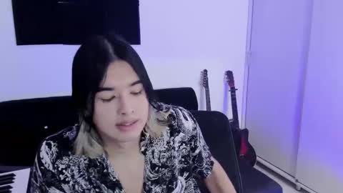 Jiho online show from 11/13/25, 01:59