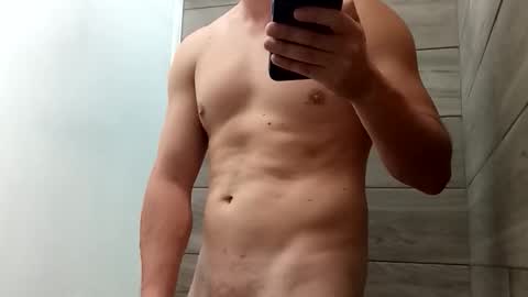 Snapshot of jorgelatino1919 chatting on 03/01/26, 06:32 jorgelatino1919 online show from 03/01/26, 06:32