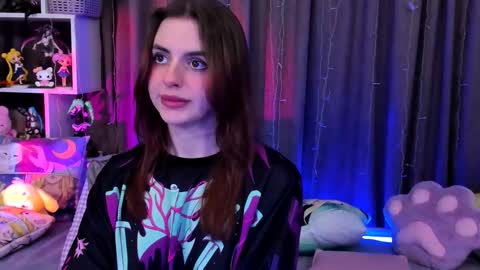 Rose online show from 11/20/25, 05:12