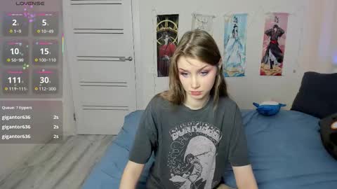 Mila online show from 10/10/25, 07:07