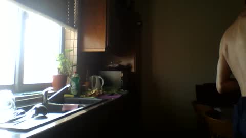 Snapshot of jos39a chatting on 09/18/25, 02:08 jos39a online show from 09/18/25, 02:08