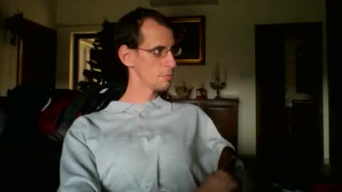 Snapshot of jos39a chatting on 12/16/25, 12:21 jos39a online show from 12/16/25, 12:21