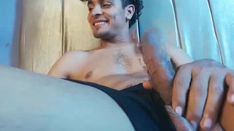 jose19980103 online show from 01/21/25, 04:27