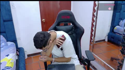 jose_rumbero91 online show from 04/08/26, 06:57