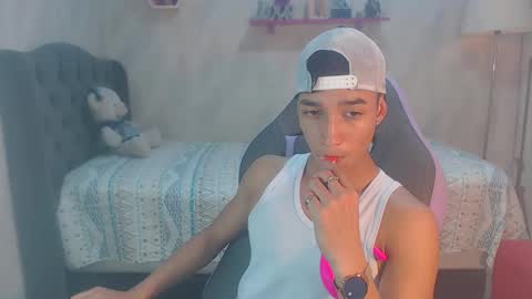 jose_sexycumm online show from 01/22/25, 08:28