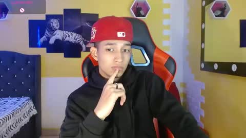 jose_sexycumm online show from 11/02/25, 08:33