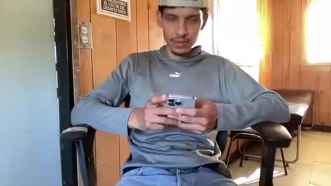 Snapshot of joseguillermofierroarmenta chatting on 06/07/26, 12:04 joseguillermofierroarmenta online show from 06/07/26, 12:04