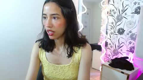 Joselyn  online show from 12/18/25, 12:00