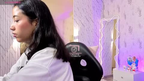 Joselyn  online show from 04/05/26, 12:02