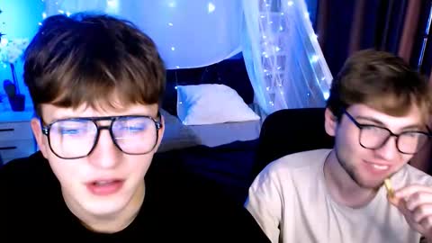 joseph_bear_ online show from 11/20/25, 08:41