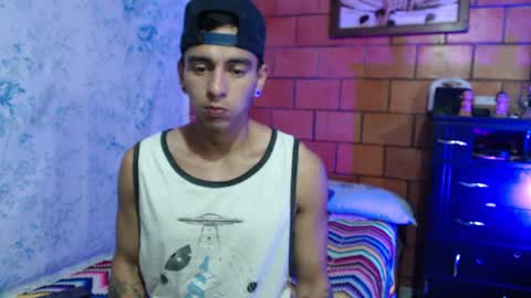 Snapshot of joseph_fit chatting on 02/26/25, 01:21 joseph online show from 02/26/25, 01:21