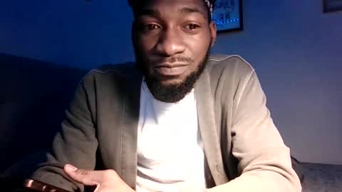 josephlongwat29 online show from 04/14/26, 05:24