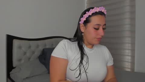 Snapshot of josh_and_dilany chatting on 01/18/25, 01:08 Dilany Josh online show from 01/18/25, 01:08