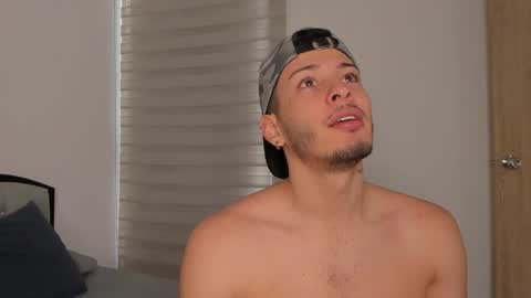 Snapshot of josh_and_dilany chatting on 01/19/25, 02:28 Dilany Josh online show from 01/19/25, 02:28