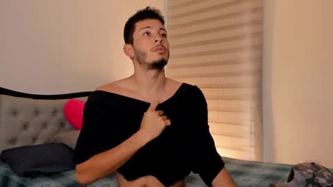 Snapshot of josh_and_dilany chatting on 02/24/25, 12:37 Dilany Josh online show from 02/24/25, 12:37