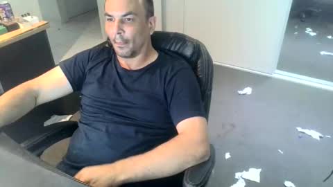 josh_aus333 online show from 01/16/26, 03:38