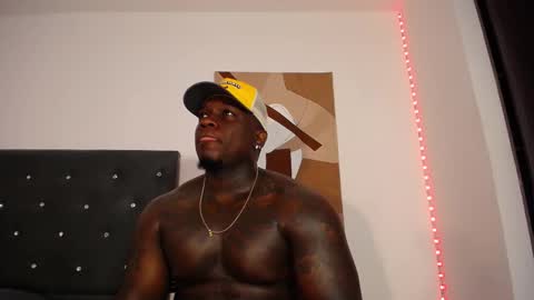 Snapshot of joshmorri chatting on 11/04/25, 01:27 JHON online show from 11/04/25, 01:27