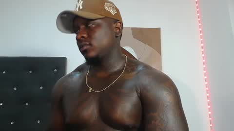 Snapshot of joshmorri chatting on 11/07/25, 05:51 JHON online show from 11/07/25, 05:51