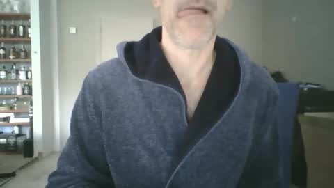 joshua154197 online show from 03/31/26, 10:48