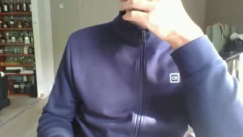 joshua154197 online show from 04/21/26, 07:47