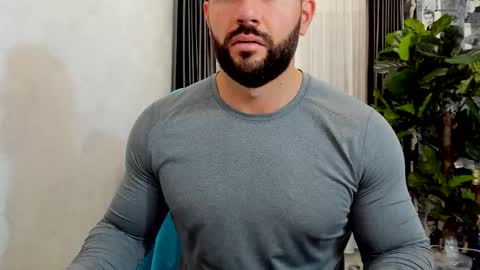 Snapshot of joshuamuscle69 chatting on 12/21/25, 07:15 joshuamuscle69 online show from 12/21/25, 07:15