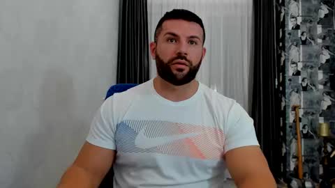 Snapshot of joshuamuscle69 chatting on 02/03/26, 05:07 joshuamuscle69 online show from 02/03/26, 05:07