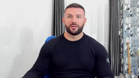 Snapshot of joshuamuscle69 chatting on 02/06/26, 01:14 joshuamuscle69 online show from 02/06/26, 01:14