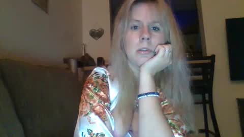 Snapshot of josiecaruso chatting on 11/03/25, 06:47 Lana Caruso online show from 11/03/25, 06:47