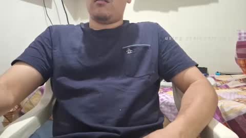 Snapshot of josq121 chatting on 02/14/25, 03:05 josq121 online show from 02/14/25, 03:05