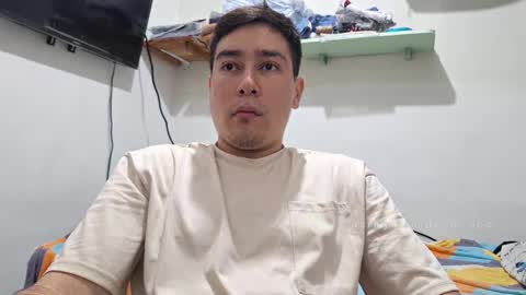 Snapshot of josq121 chatting on 09/26/25, 01:48 josq121 online show from 09/26/25, 01:48