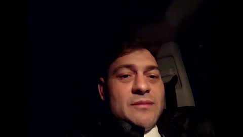 Snapshot of joss77ryo chatting on 12/21/25, 07:32 Denis-love online show from 12/21/25, 07:32